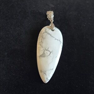 White Stone Pendant Necklace